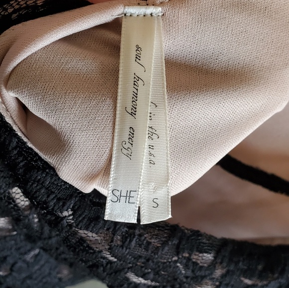 Soul Harmony Energy Short Lace Dress - Picture 3 of 4